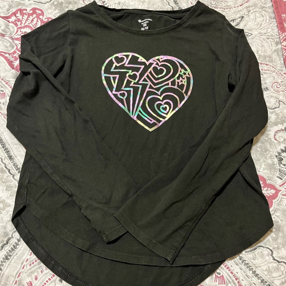 BLACK, MEMBERS MARKET TEE, 10/12, IN GREAT CONDITION.